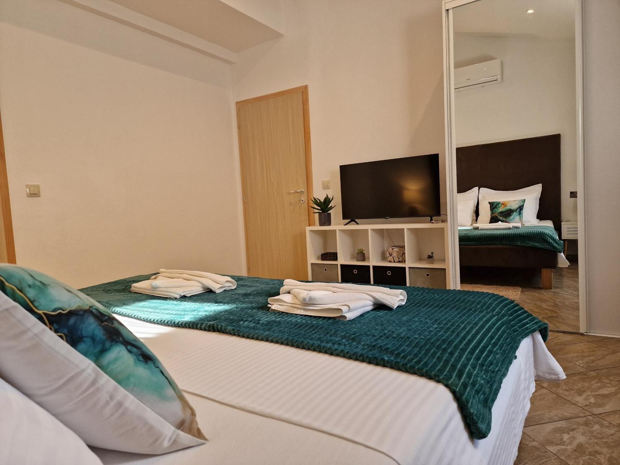 Beautiful Holiday Home "Villa Luka" Kaštel Štafilić المظهر الخارجي الصورة